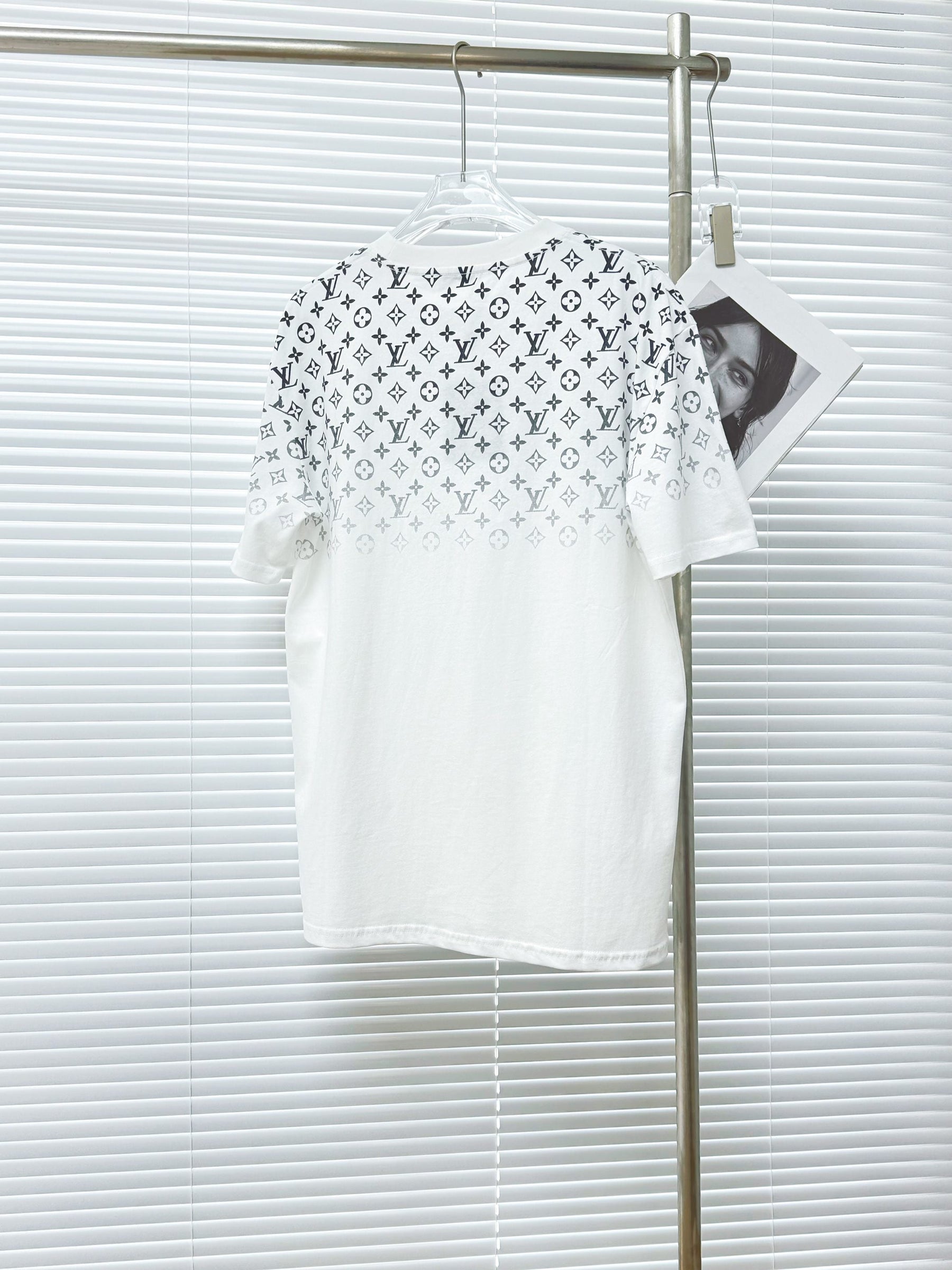 T Shirt 1692